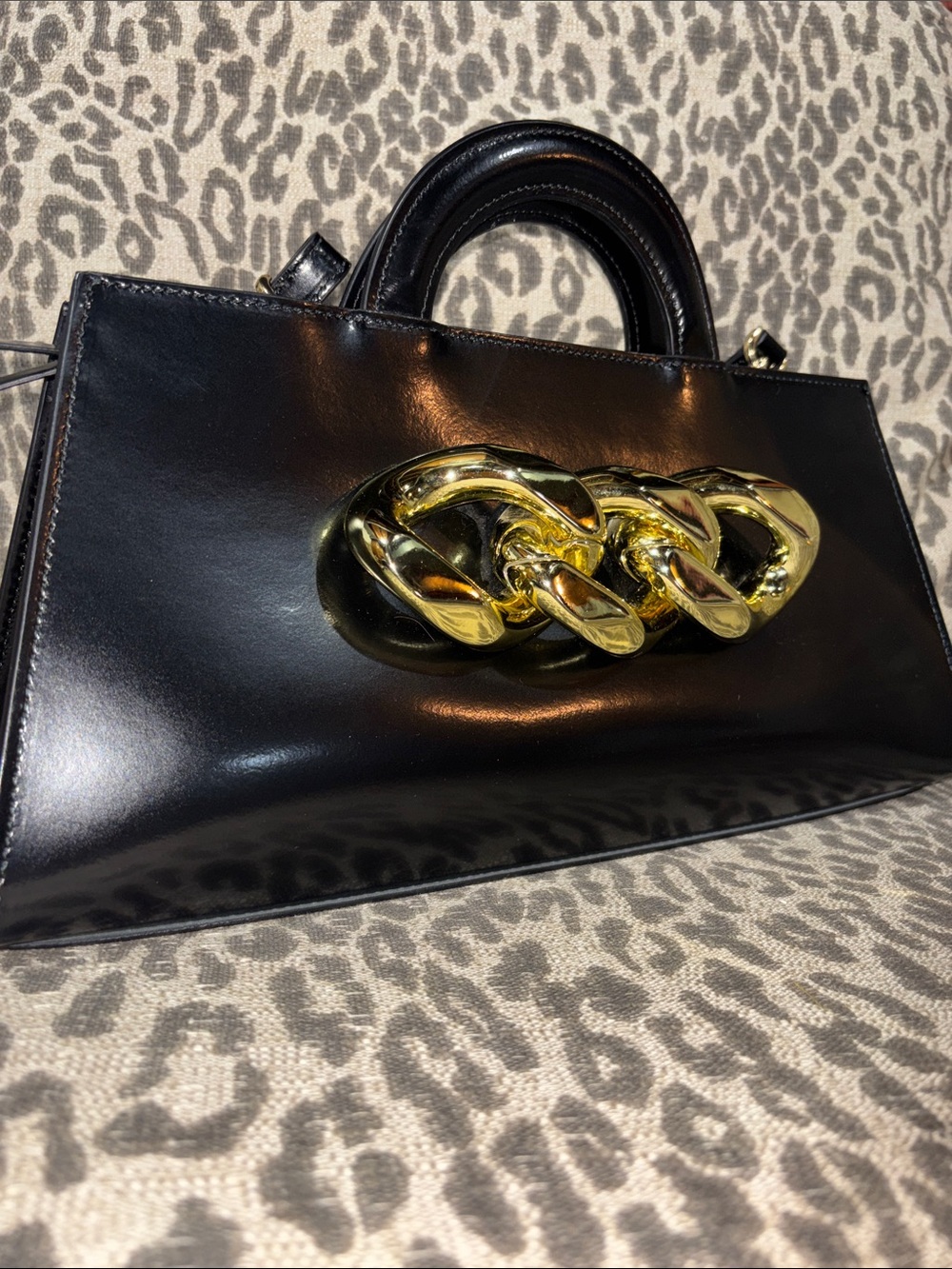 Claudia Firenze purse black leather top handle shoulder bag dramatic chain front
